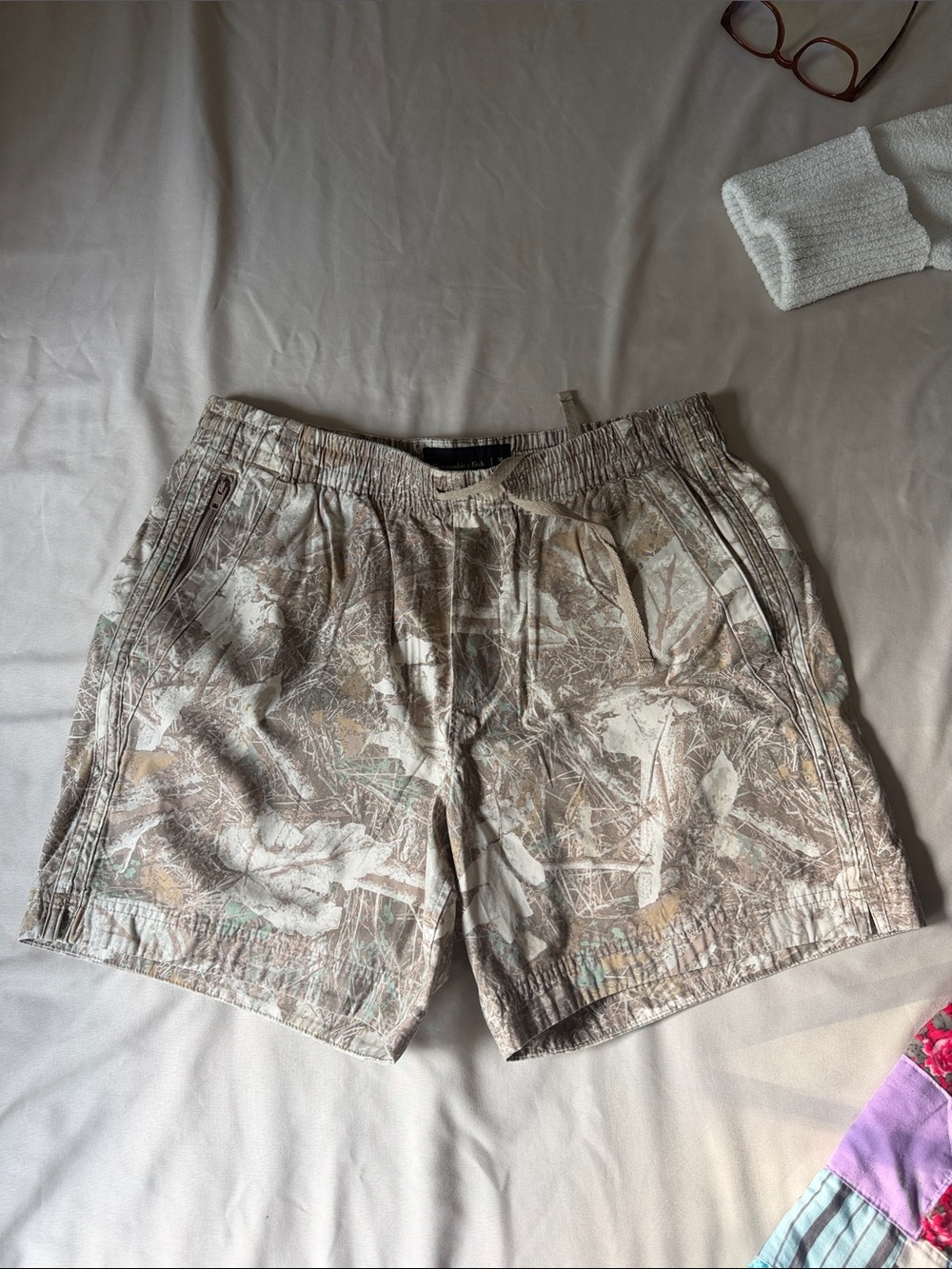 Abercrombie Beige Camo Shorts - Lightweight Summer Shorts